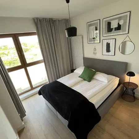 Before Making A Request, Read My Host Profile At Bottom Of Page # Central, Quiet, Modern Apartment With Great View